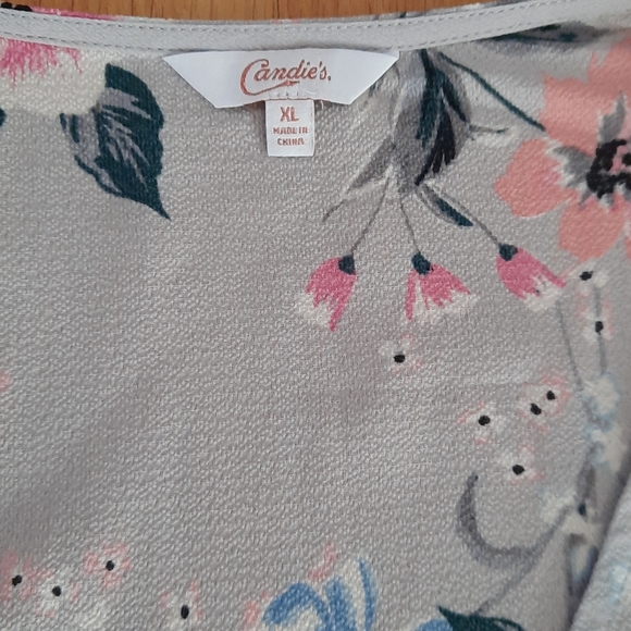 Cute Candies Top - Picture 2 of 3